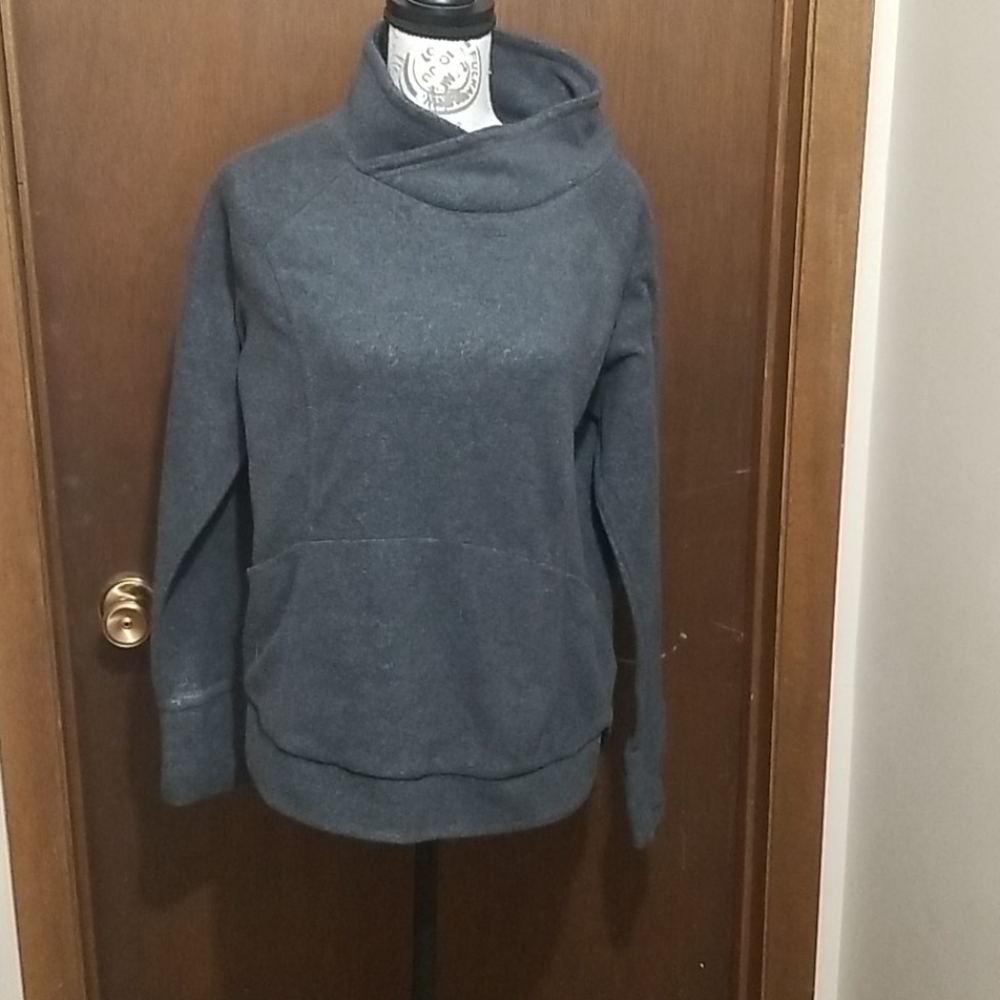Gray sweatshirt